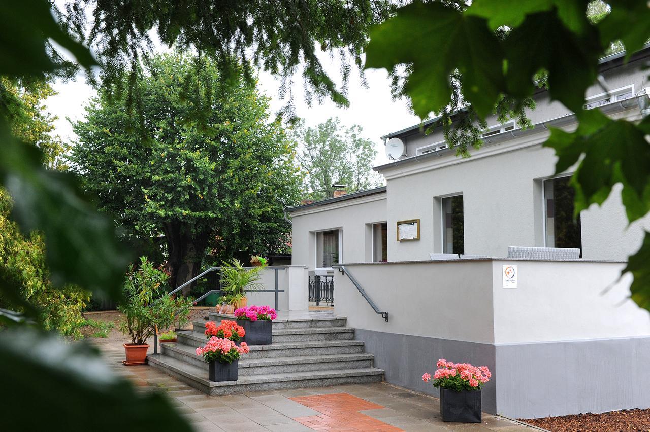 Hotel Zum Birkenhof Stechlin Exterior photo