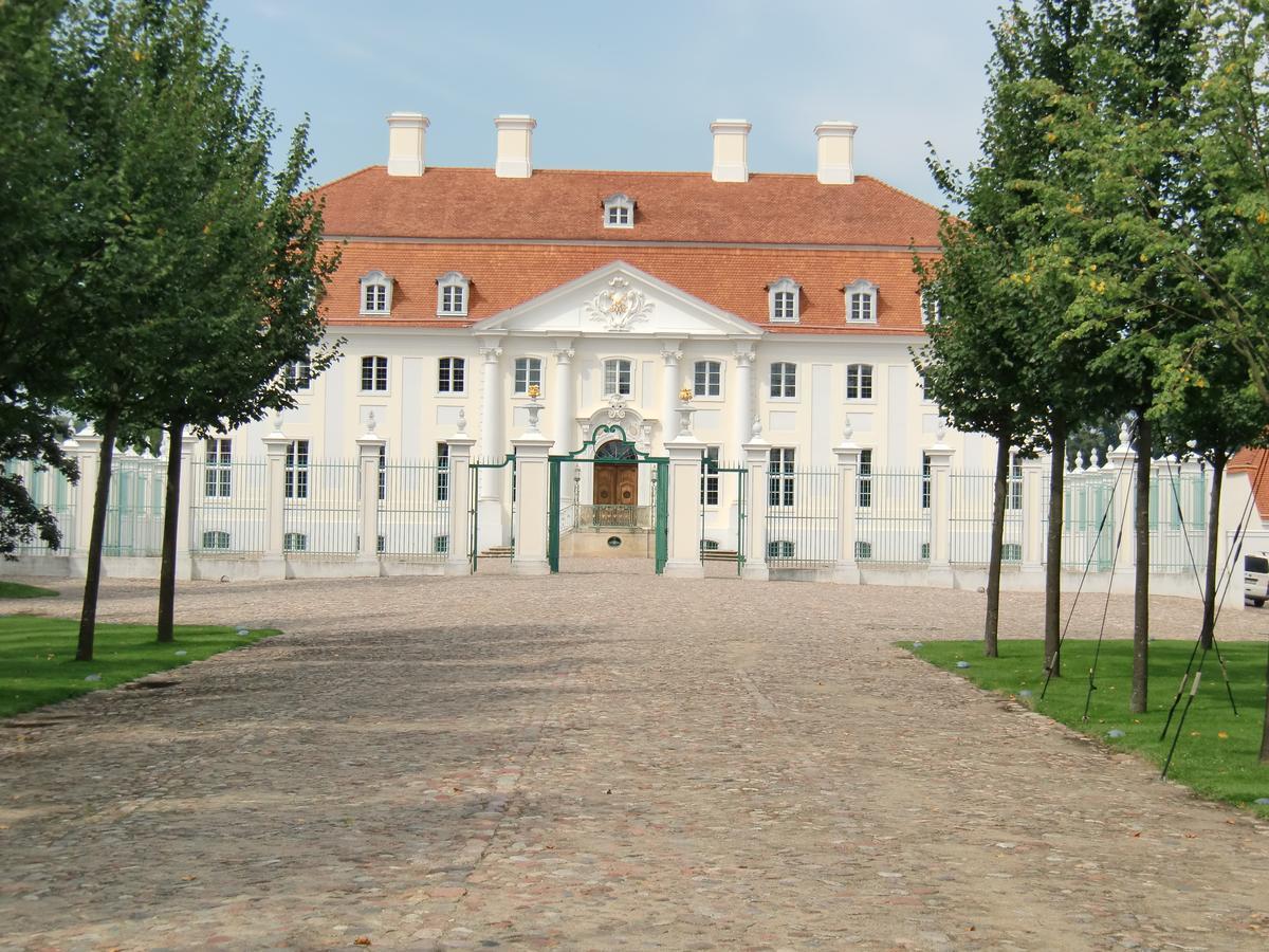 Hotel Zum Birkenhof Stechlin Exterior photo